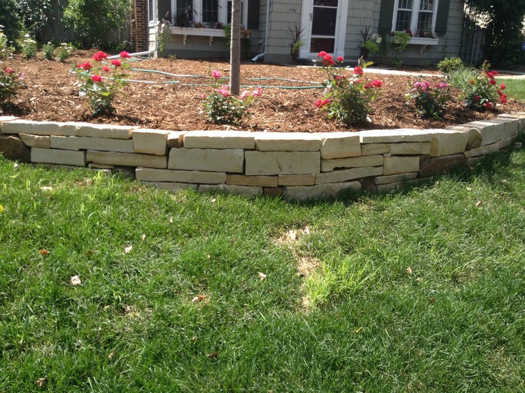 Chilton Circle Wall