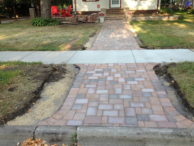 Front Cobble Walkway (In Progress)